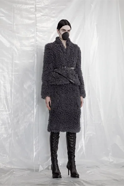 Look 15